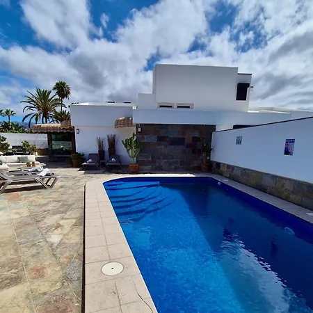 Arum With Private Pool Villa