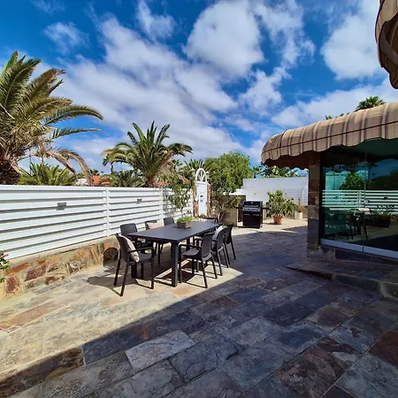 Villa Arum With Private Pool